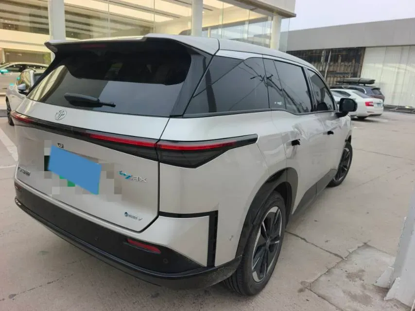 2025 Toyota BZ3X BEV 58.37KWH,autocango,china used car exporter,china ev exporter,chinese used car exporter,chinese used ev exporter