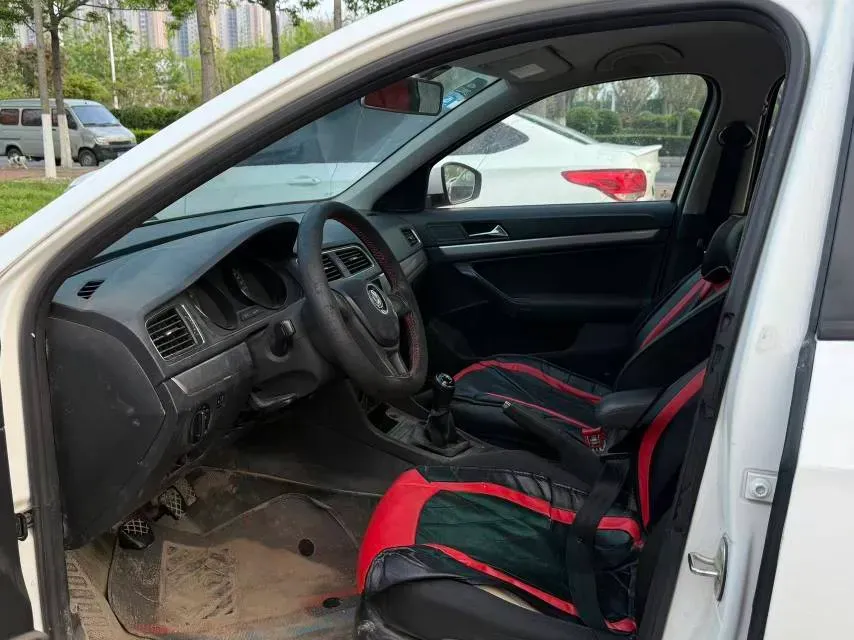 2017 Buick Excelle 1.5L 114HP L4 5MT,autocango,china used car exporter,china ev exporter,chinese used car exporter,chinese used ev exporter