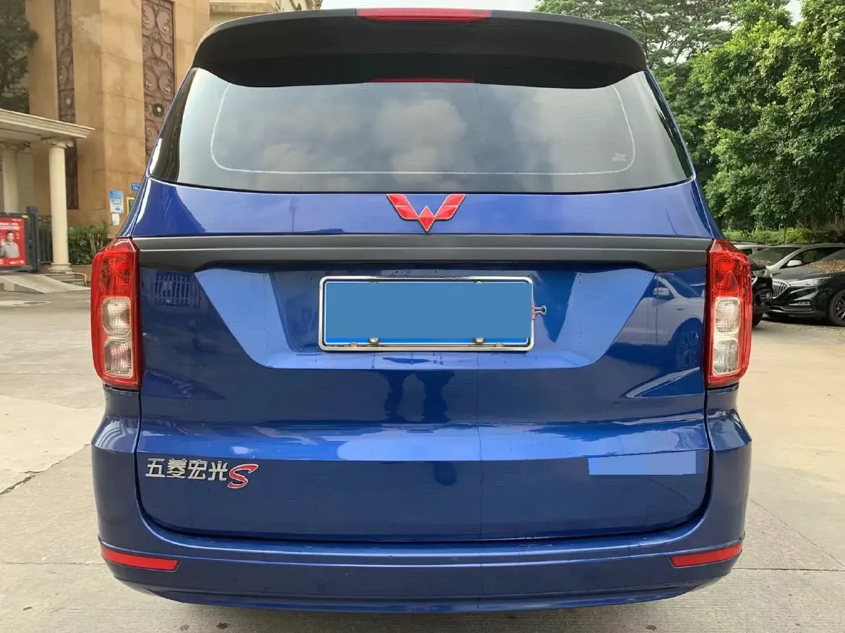 2019 WuLing HongGuang 1.5L 105HP L4 5MT,autocango,china used car exporter,china ev exporter,chinese used car exporter,chinese used ev exporter