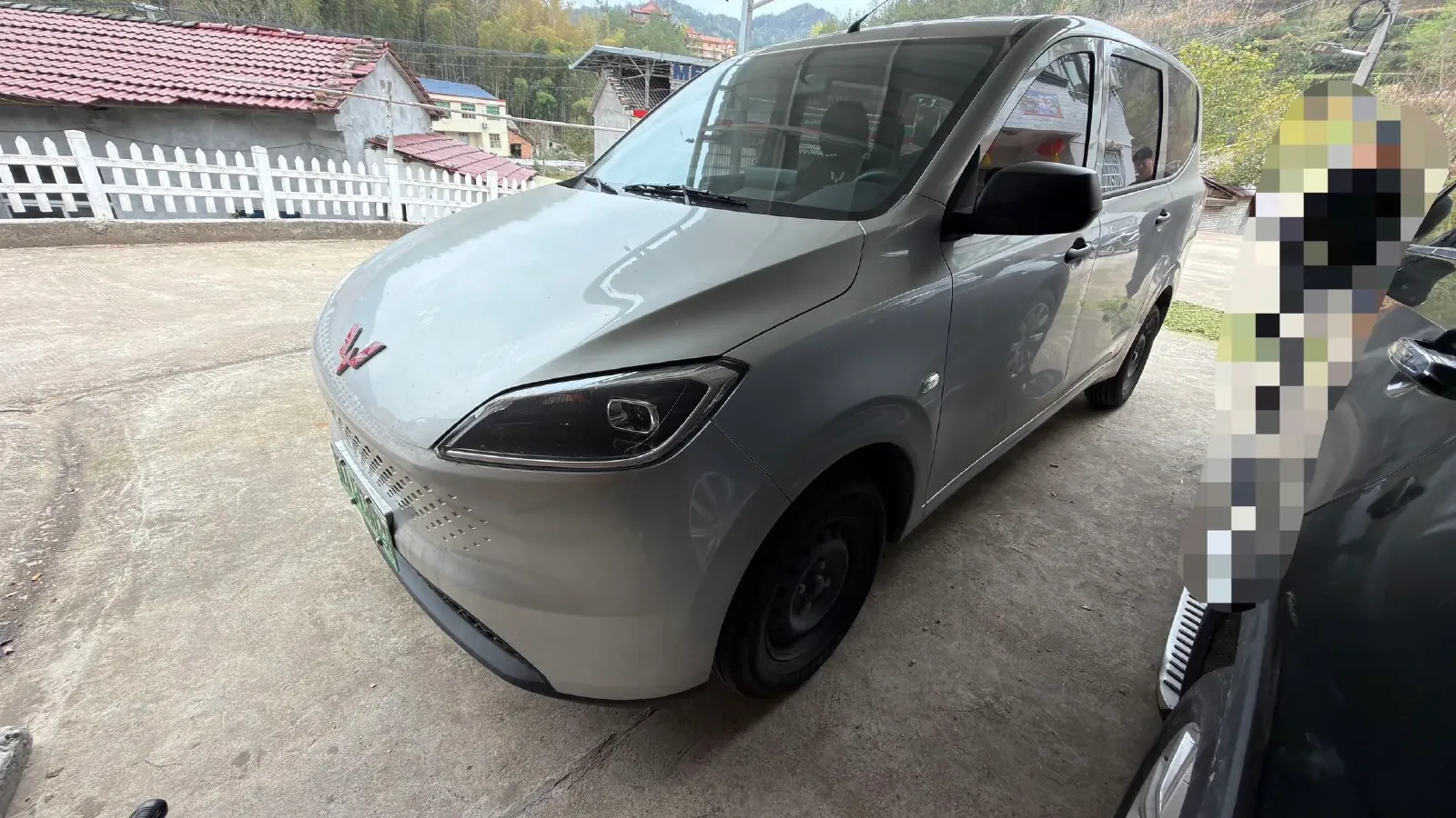 2025 WuLing HongGuang New Energy REEV 99HP REEV,autocango,china used car exporter,china ev exporter,chinese used car exporter,chinese used ev exporter