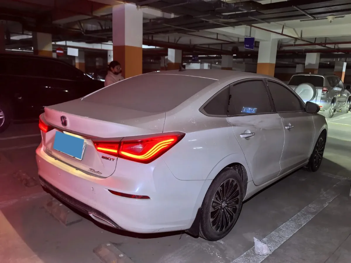 2019 ChangAn Eado 1.4T 158HP L4 7DCT,autocango,china used car exporter,china ev exporter,chinese used car exporter,chinese used ev exporter