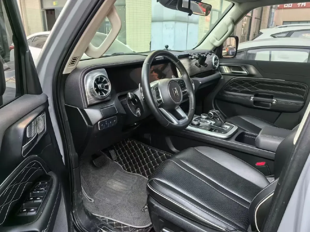 2023 Tank 300 2.0T 227HP L4 8AT,autocango,china used car exporter,china ev exporter,chinese used car exporter,chinese used ev exporter