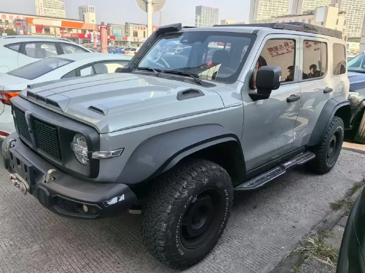 2023 Tank 300 2.0T 227HP L4 8AT,autocango,china used car exporter,china ev exporter,chinese used car exporter,chinese used ev exporter