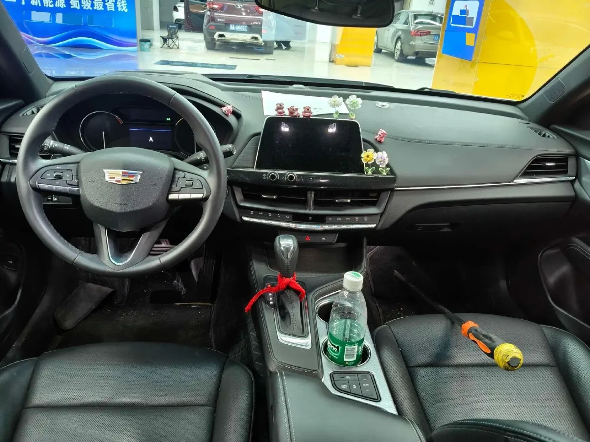 2023 Cadillac CT4 1.5T 211HP L4 8AT,autocango,china used car exporter,china ev exporter,chinese used car exporter,chinese used ev exporter