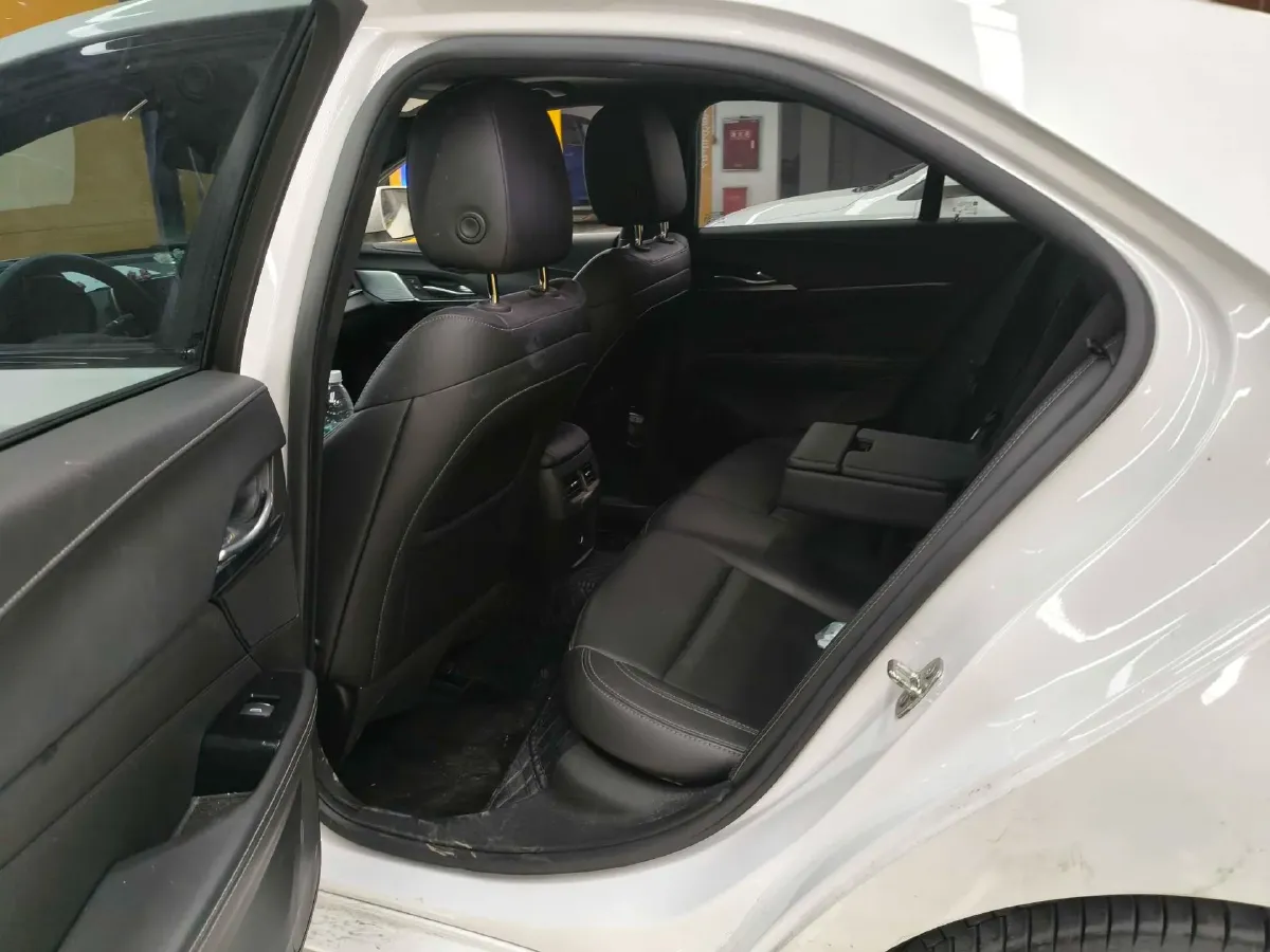 2023 Cadillac CT4 1.5T 211HP L4 8AT,autocango,china used car exporter,china ev exporter,chinese used car exporter,chinese used ev exporter