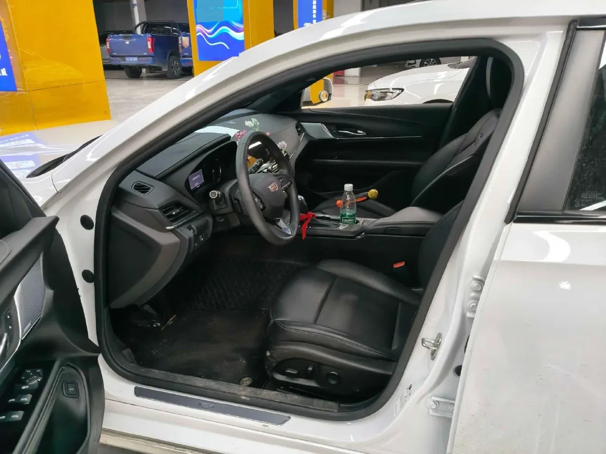 2023 Cadillac CT4 1.5T 211HP L4 8AT,autocango,china used car exporter,china ev exporter,chinese used car exporter,chinese used ev exporter