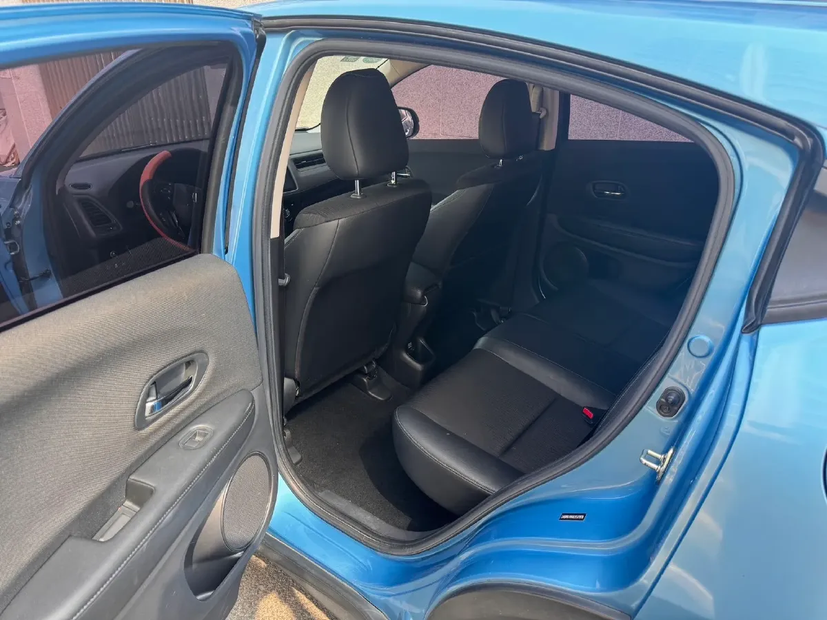 2020 Honda Vezel 1.5L 131HP L4 CVT,autocango,china used car exporter,china ev exporter,chinese used car exporter,chinese used ev exporter