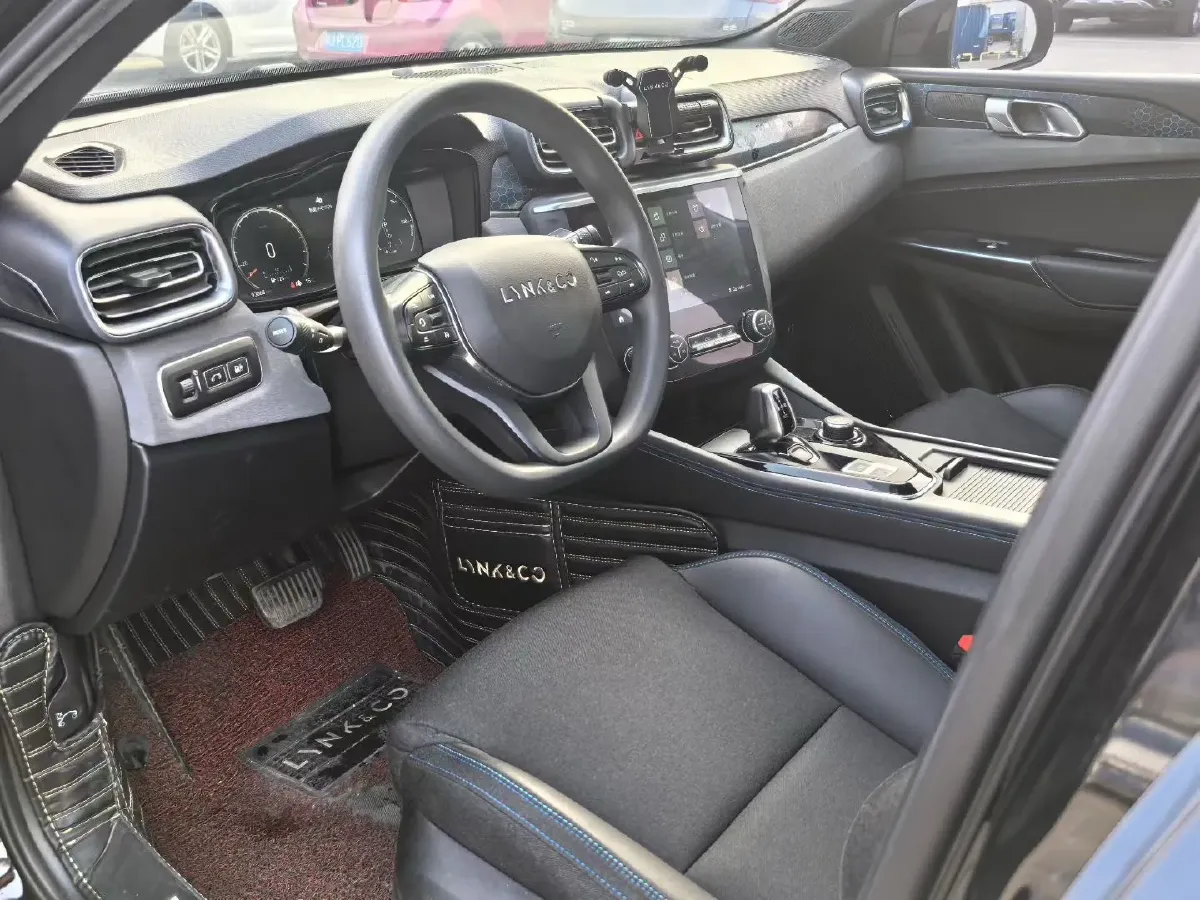 2019 LYNK&CO 03 New Energy 1.5T 180HP L3 7DCT PHEV 9.4KWH,autocango,china used car exporter,china ev exporter,chinese used car exporter,chinese used ev exporter