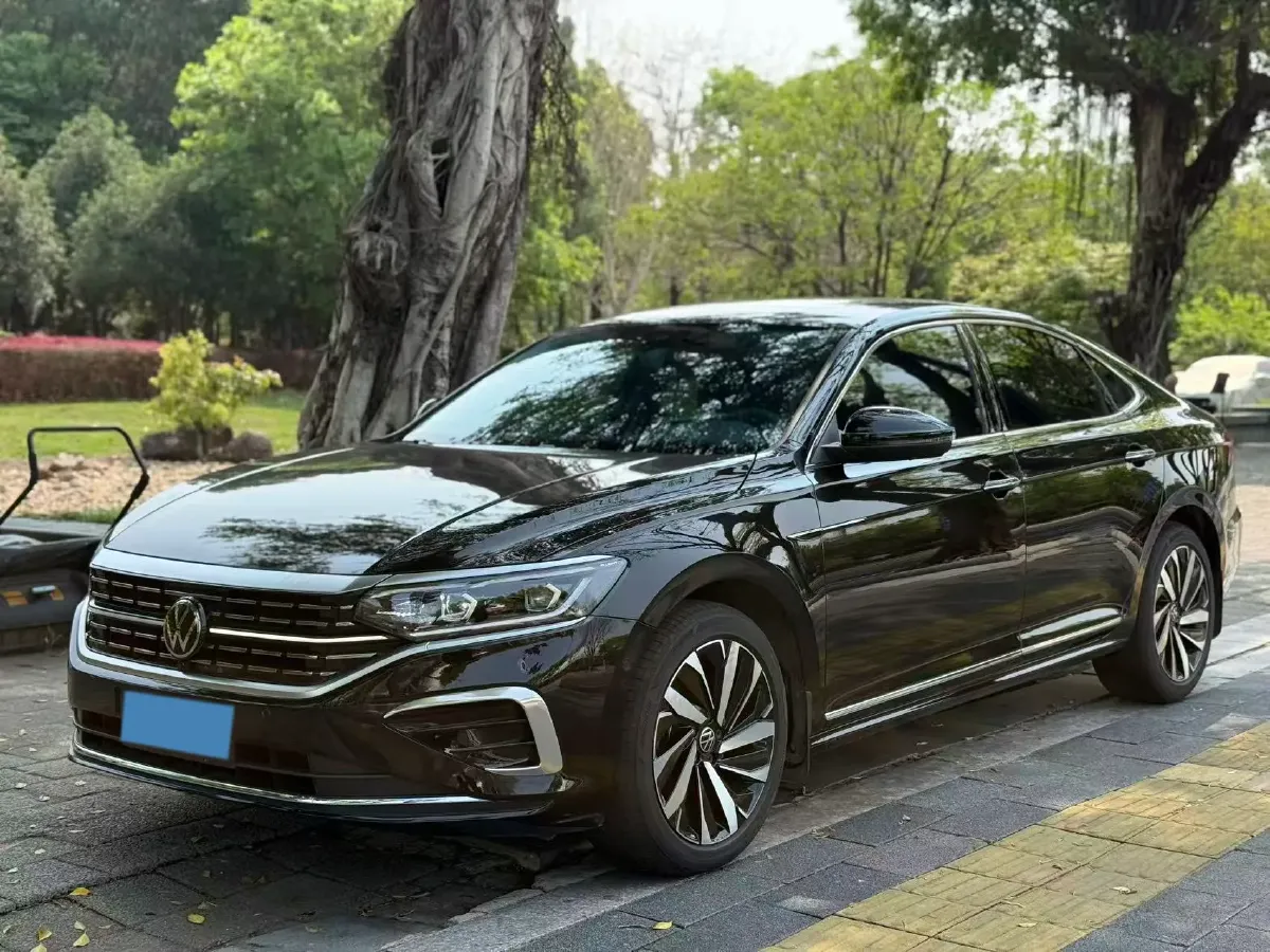 2026 Volkswagen Passat 2.0T 220HP L4 7DCT,autocango,china used car exporter,china ev exporter,chinese used car exporter,chinese used ev exporter