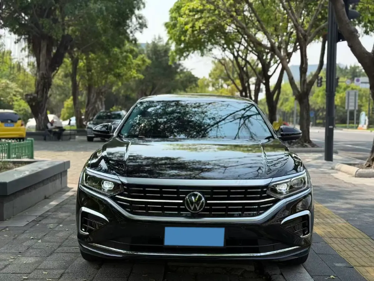 2026 Volkswagen Passat 2.0T 220HP L4 7DCT,autocango,china used car exporter,china ev exporter,chinese used car exporter,chinese used ev exporter