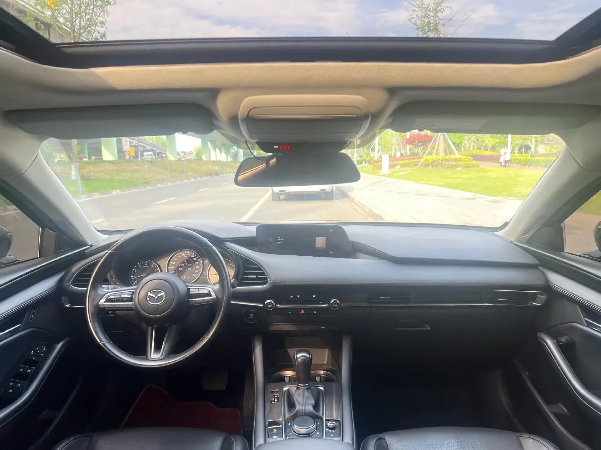 2020 Mazda 3 Axela 2.0L 158HP L4 6AT,autocango,china used car exporter,china ev exporter,chinese used car exporter,chinese used ev exporter