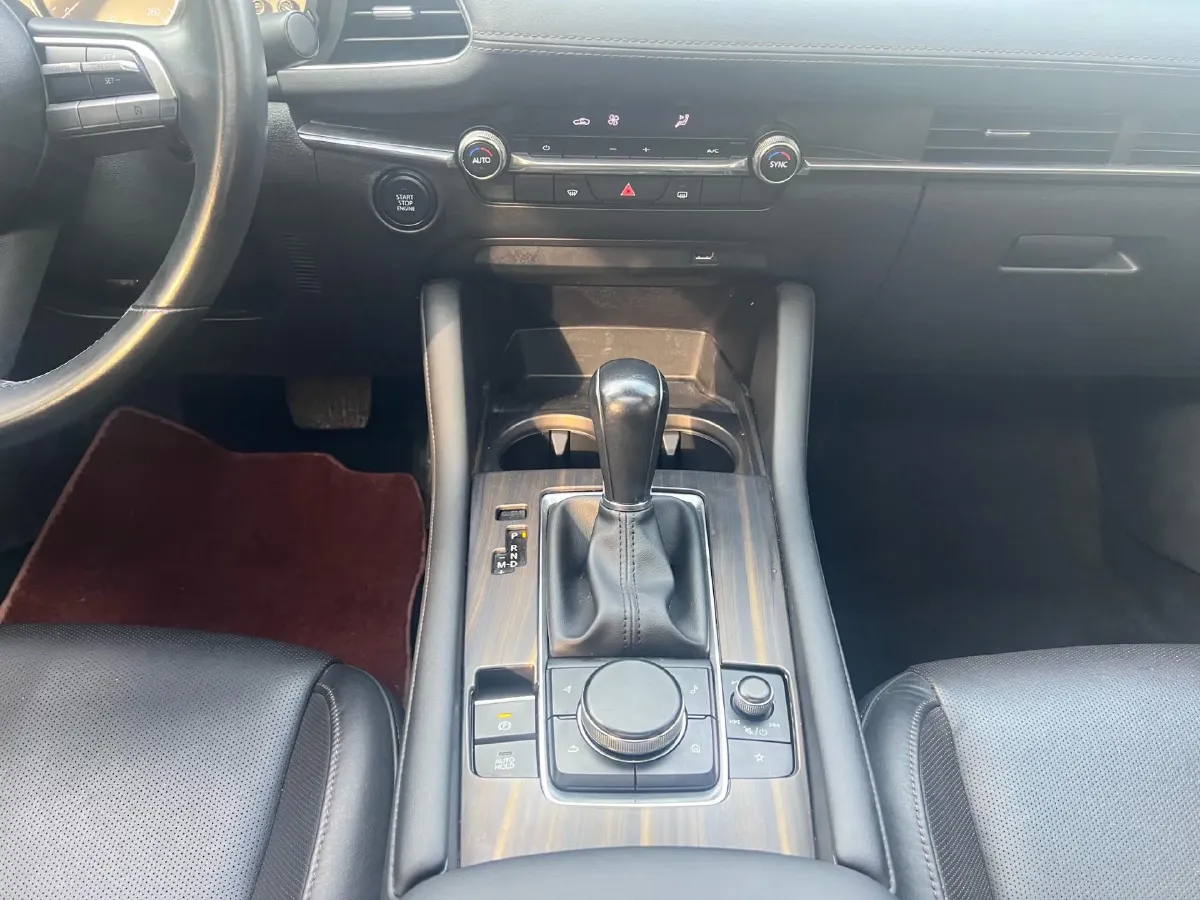 2020 Mazda 3 Axela 2.0L 158HP L4 6AT,autocango,china used car exporter,china ev exporter,chinese used car exporter,chinese used ev exporter