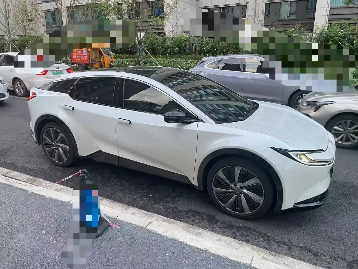 2025 Toyota bZ5 BEV,autocango,china used car exporter,china ev exporter,chinese used car exporter,chinese used ev exporter