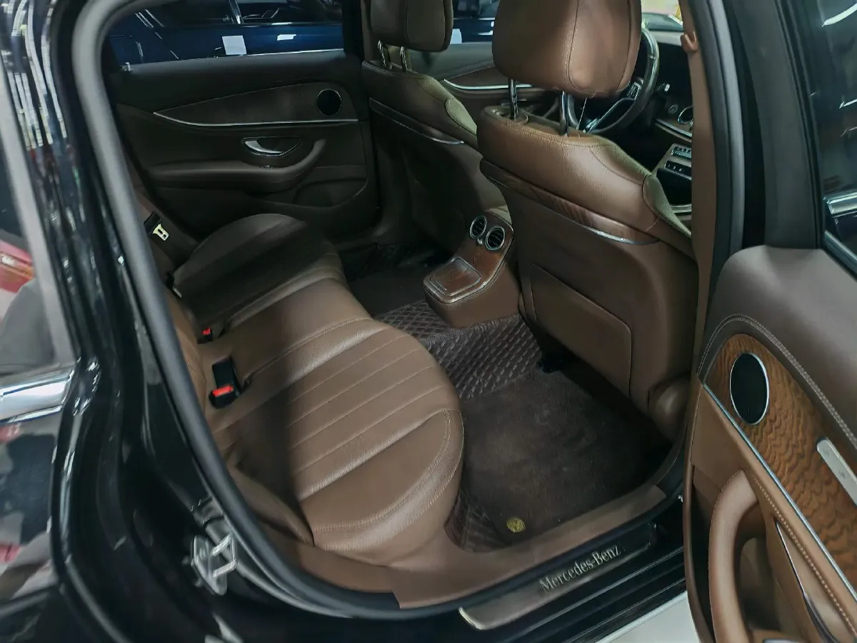 2023 Mercedes-Benz E Class 2.0T 258HP L4 9AT,autocango,china used car exporter,china ev exporter,chinese used car exporter,chinese used ev exporter