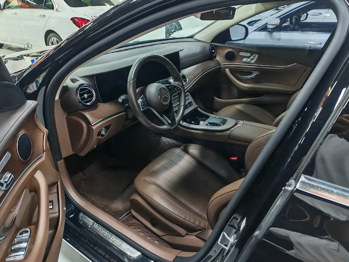 2023 Mercedes-Benz E Class 2.0T 258HP L4 9AT,autocango,china used car exporter,china ev exporter,chinese used car exporter,chinese used ev exporter