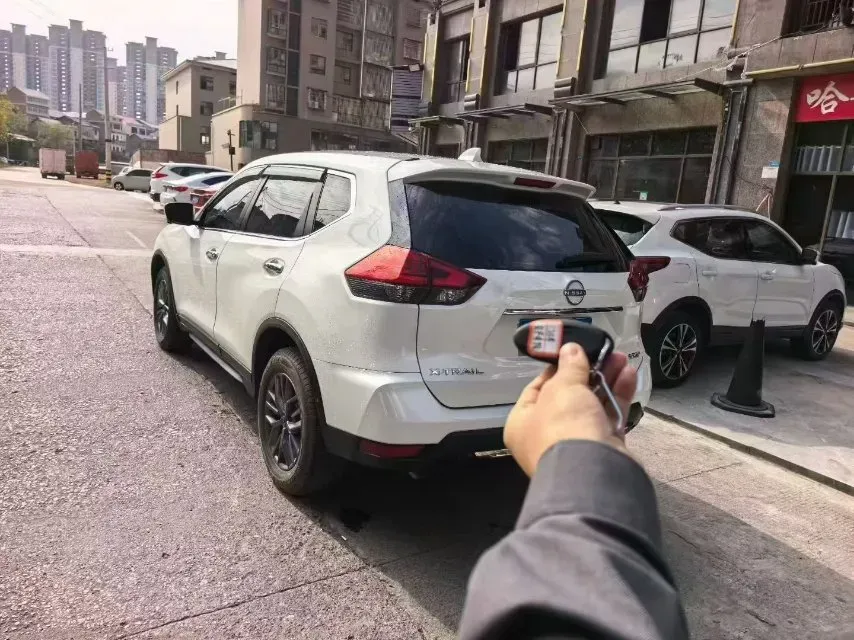 2023 Nissan X-Trail 2.0L 151HP L4 CVT,autocango,china used car exporter,china ev exporter,chinese used car exporter,chinese used ev exporter