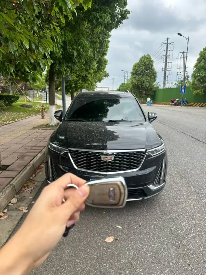 2021 Cadillac XT6 2.0T 237HP L4 9AT,autocango,china used car exporter,china ev exporter,chinese used car exporter,chinese used ev exporter