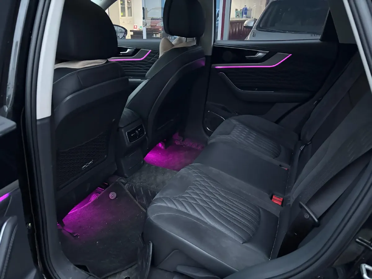 2022 HongQi HS5 2.0T 224HP L4 6AT,autocango,china used car exporter,china ev exporter,chinese used car exporter,chinese used ev exporter