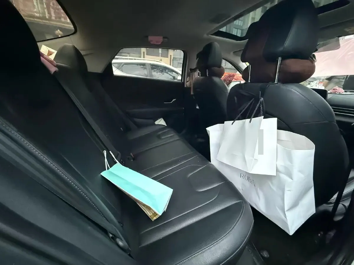 2021 Hyundai Elantra 1.5L 115HP L4 CVT,autocango,china used car exporter,china ev exporter,chinese used car exporter,chinese used ev exporter