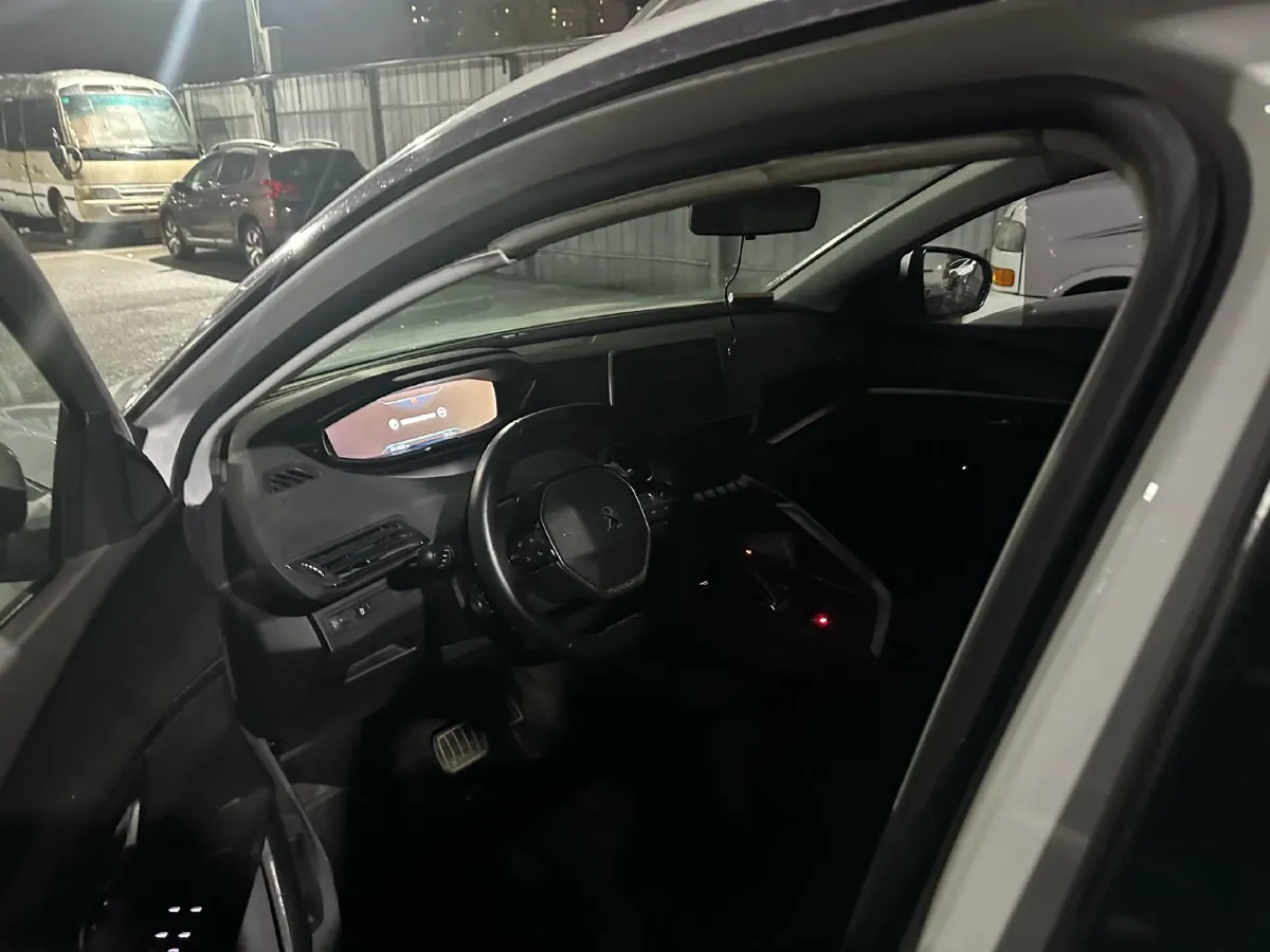 2018 Peugeot 4008 1.6T 167HP L4 6AT,autocango,china used car exporter,china ev exporter,chinese used car exporter,chinese used ev exporter