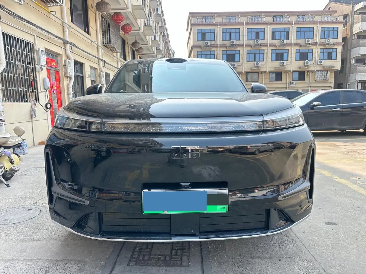 2025 Volkswagen Tiguan L 2.0T 220HP L4 7DCT,autocango,china used car exporter,china ev exporter,chinese used car exporter,chinese used ev exporter