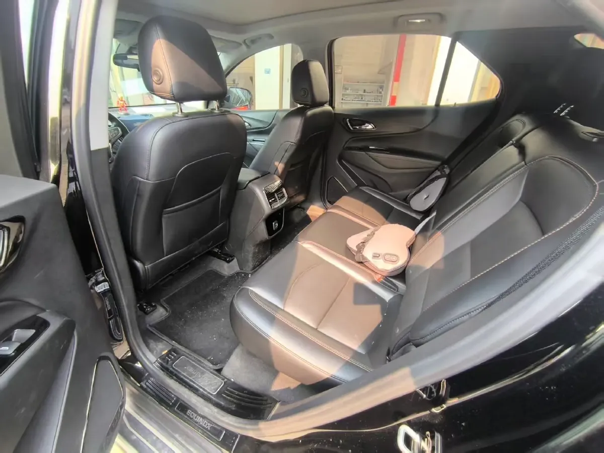 2018 Chevrolet Equinox 2.0T 260HP L4 9AT,autocango,china used car exporter,china ev exporter,chinese used car exporter,chinese used ev exporter