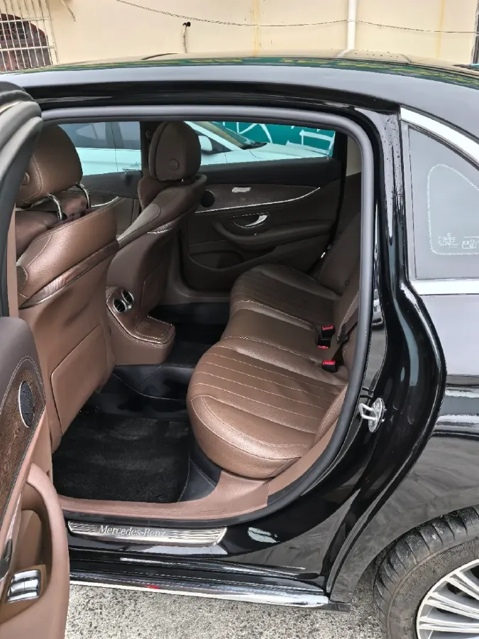 2023 Mercedes-Benz E Class 2.0T 258HP L4 9AT,autocango,china used car exporter,china ev exporter,chinese used car exporter,chinese used ev exporter