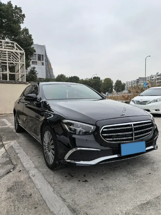 2023 Mercedes-Benz E Class 2.0T 258HP L4 9AT,autocango,china used car exporter,china ev exporter,chinese used car exporter,chinese used ev exporter