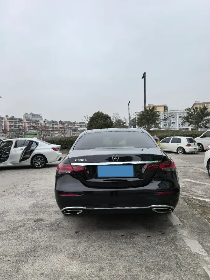 2023 Mercedes-Benz E Class 2.0T 258HP L4 9AT,autocango,china used car exporter,china ev exporter,chinese used car exporter,chinese used ev exporter