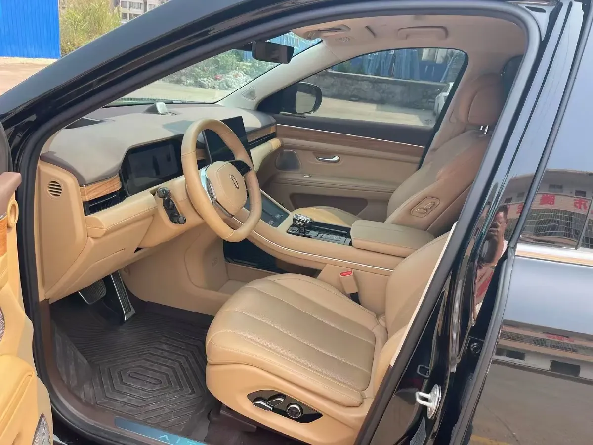 2024 AITO AITO M7 1.5T 152HP L4 REEV 40KWH,autocango,china used car exporter,china ev exporter,chinese used car exporter,chinese used ev exporter