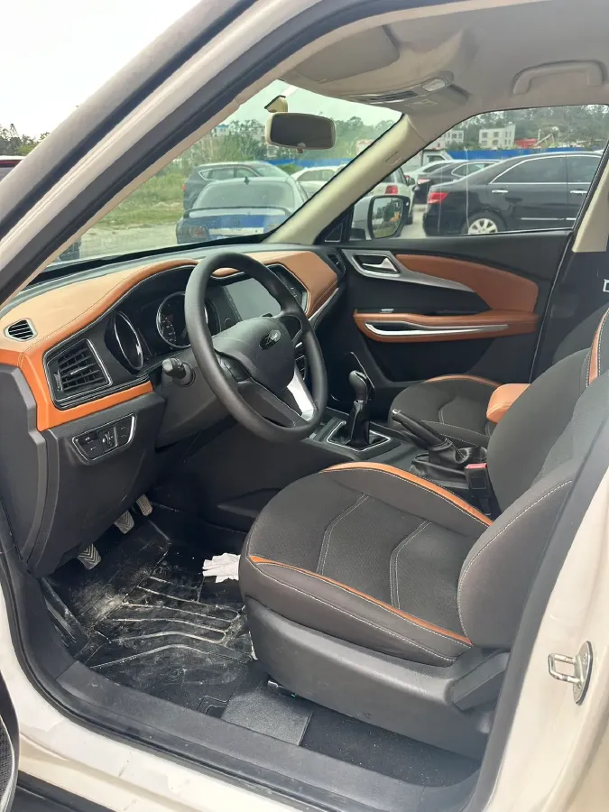 2017 Zotye T300 1.5L 112HP L4 5MT,autocango,china used car exporter,china ev exporter,chinese used car exporter,chinese used ev exporter