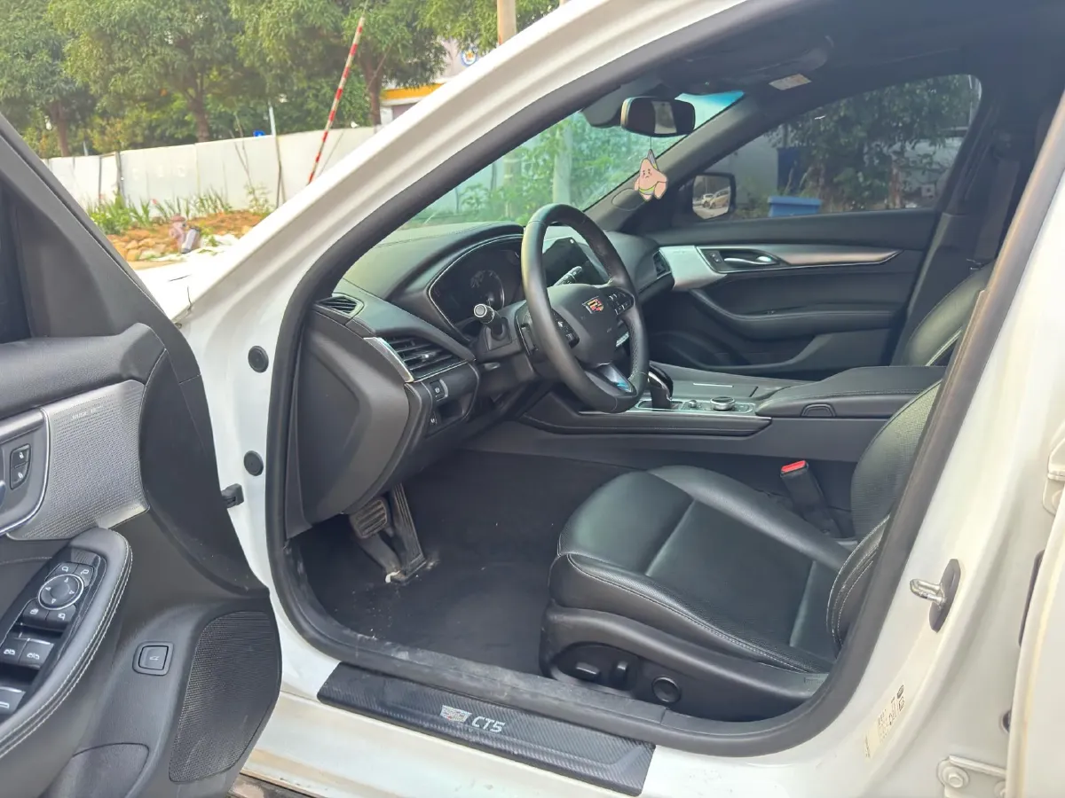 2021 Cadillac CT5 2.0T 237HP L4 10AT,autocango,china used car exporter,china ev exporter,chinese used car exporter,chinese used ev exporter