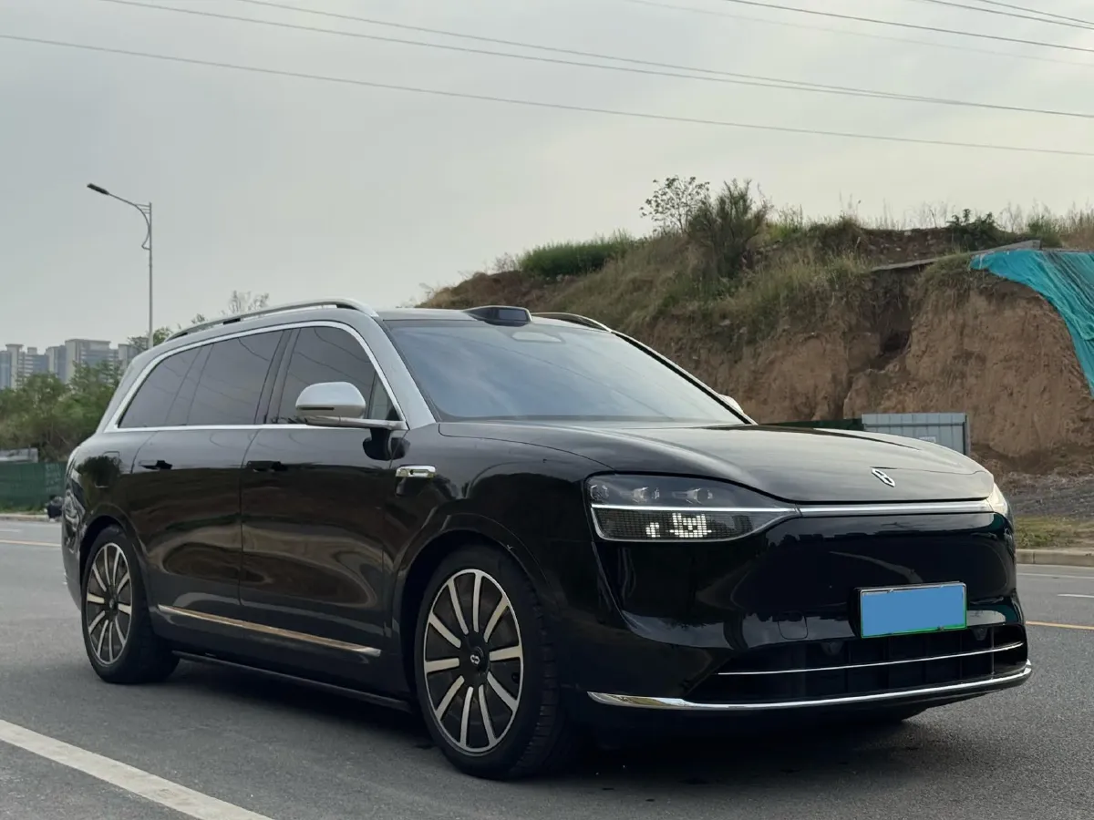 2025 AITO AITO M9 REEV 160HP REEV 52KWH,autocango,china used car exporter,china ev exporter,chinese used car exporter,chinese used ev exporter