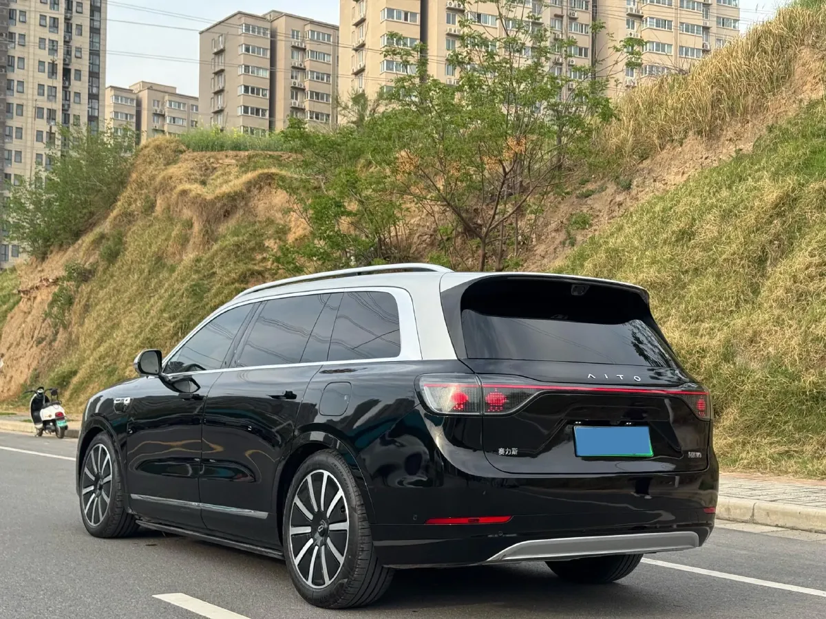 2025 AITO AITO M9 REEV 160HP REEV 52KWH,autocango,china used car exporter,china ev exporter,chinese used car exporter,chinese used ev exporter