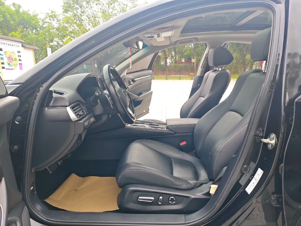 2022 Honda Accord 2.0L 146HP L4 E-CVT Hybrid,autocango,china used car exporter,china ev exporter,chinese used car exporter,chinese used ev exporter