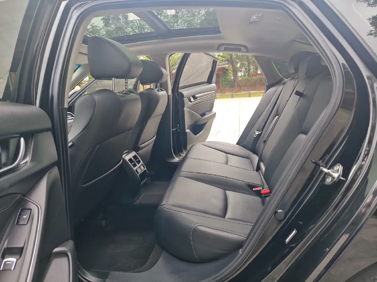 2022 Honda Accord 2.0L 146HP L4 E-CVT Hybrid,autocango,china used car exporter,china ev exporter,chinese used car exporter,chinese used ev exporter