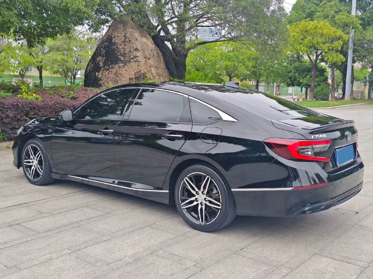 2022 Honda Accord 2.0L 146HP L4 E-CVT Hybrid,autocango,china used car exporter,china ev exporter,chinese used car exporter,chinese used ev exporter