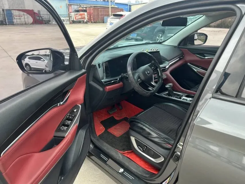 2021 ChangAn CS75 Plus 1.5T 178HP L4 6AT,autocango,china used car exporter,china ev exporter,chinese used car exporter,chinese used ev exporter