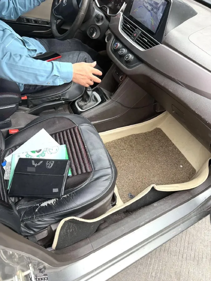 2017 BaoJun 310W 1.5L 112HP L4 6MT,autocango,china used car exporter,china ev exporter,chinese used car exporter,chinese used ev exporter