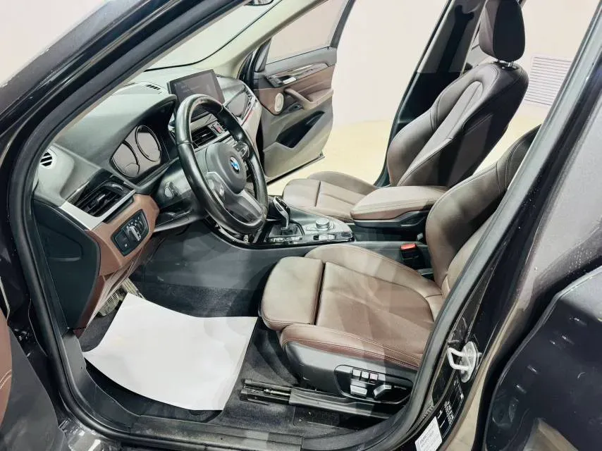 2021 BMW X1 1.5T 140HP L3 7DCT,autocango,china used car exporter,china ev exporter,chinese used car exporter,chinese used ev exporter