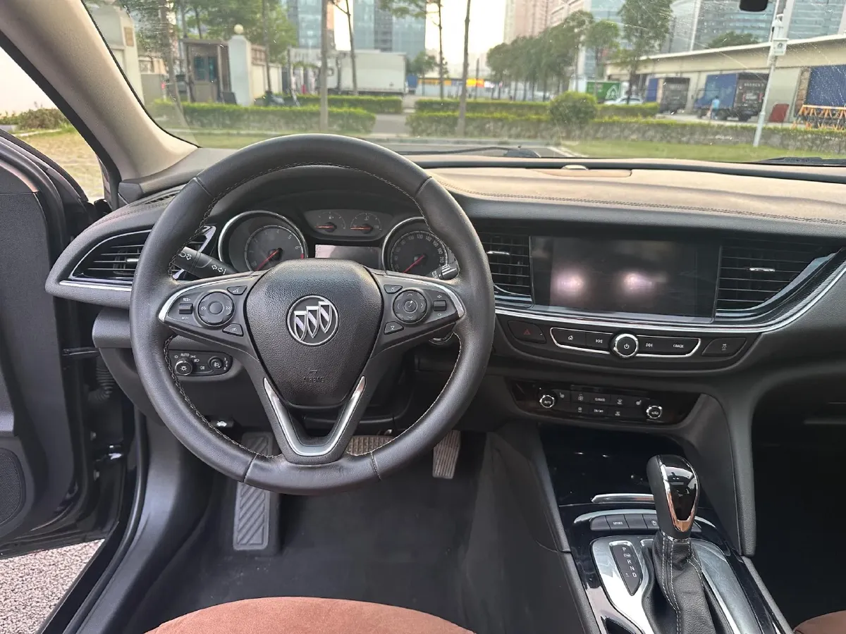2019 Buick Regal 1.5T 170HP L4 9AT,autocango,china used car exporter,china ev exporter,chinese used car exporter,chinese used ev exporter