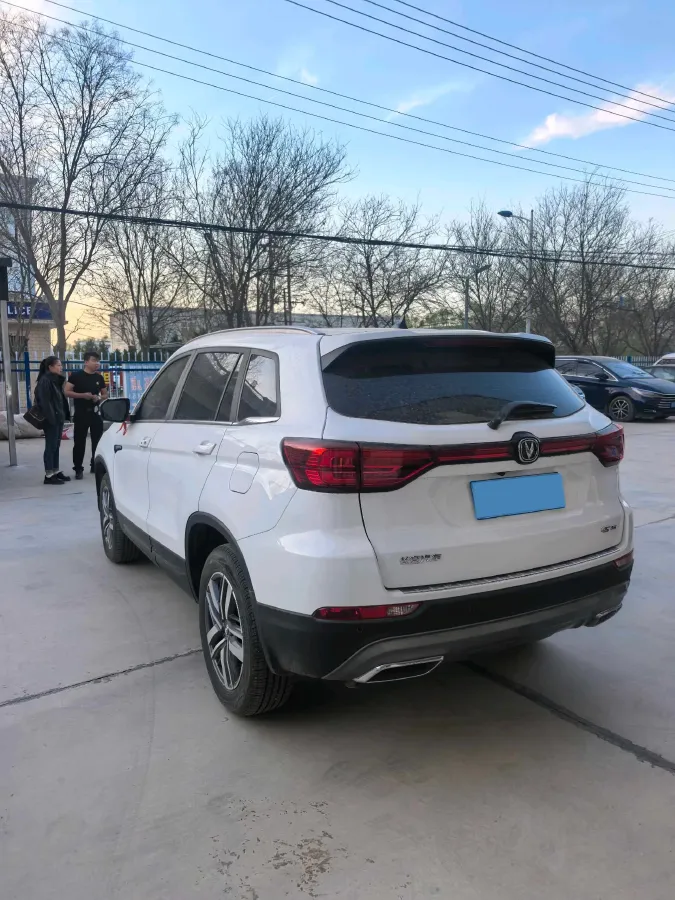 2024 ChangAn CS75 1.5T 188HP L4 7DCT,autocango,china used car exporter,china ev exporter,chinese used car exporter,chinese used ev exporter