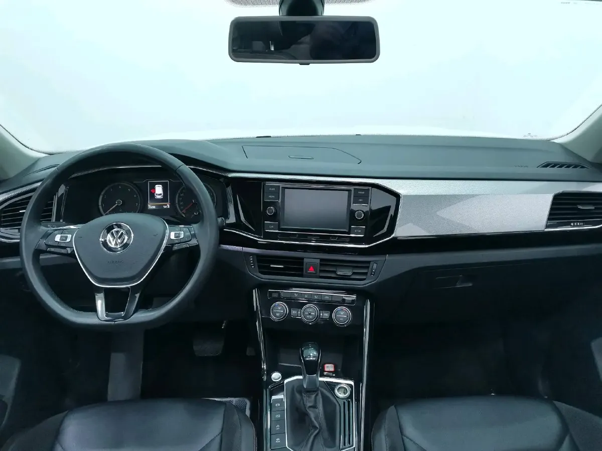 2019 Jeep Cherokee 2.0T 234HP L4 9AT,autocango,china used car exporter,china ev exporter,chinese used car exporter,chinese used ev exporter