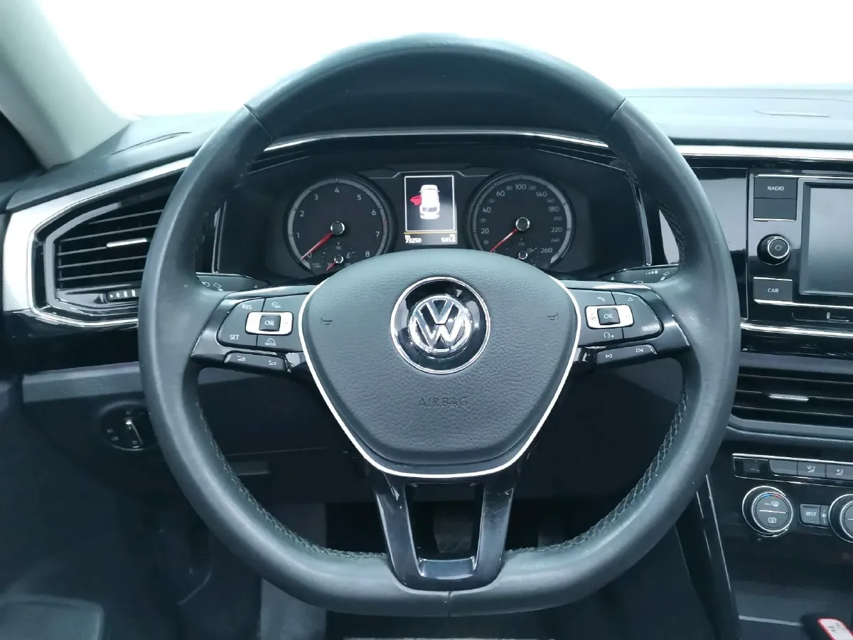 2019 Jeep Cherokee 2.0T 234HP L4 9AT,autocango,china used car exporter,china ev exporter,chinese used car exporter,chinese used ev exporter