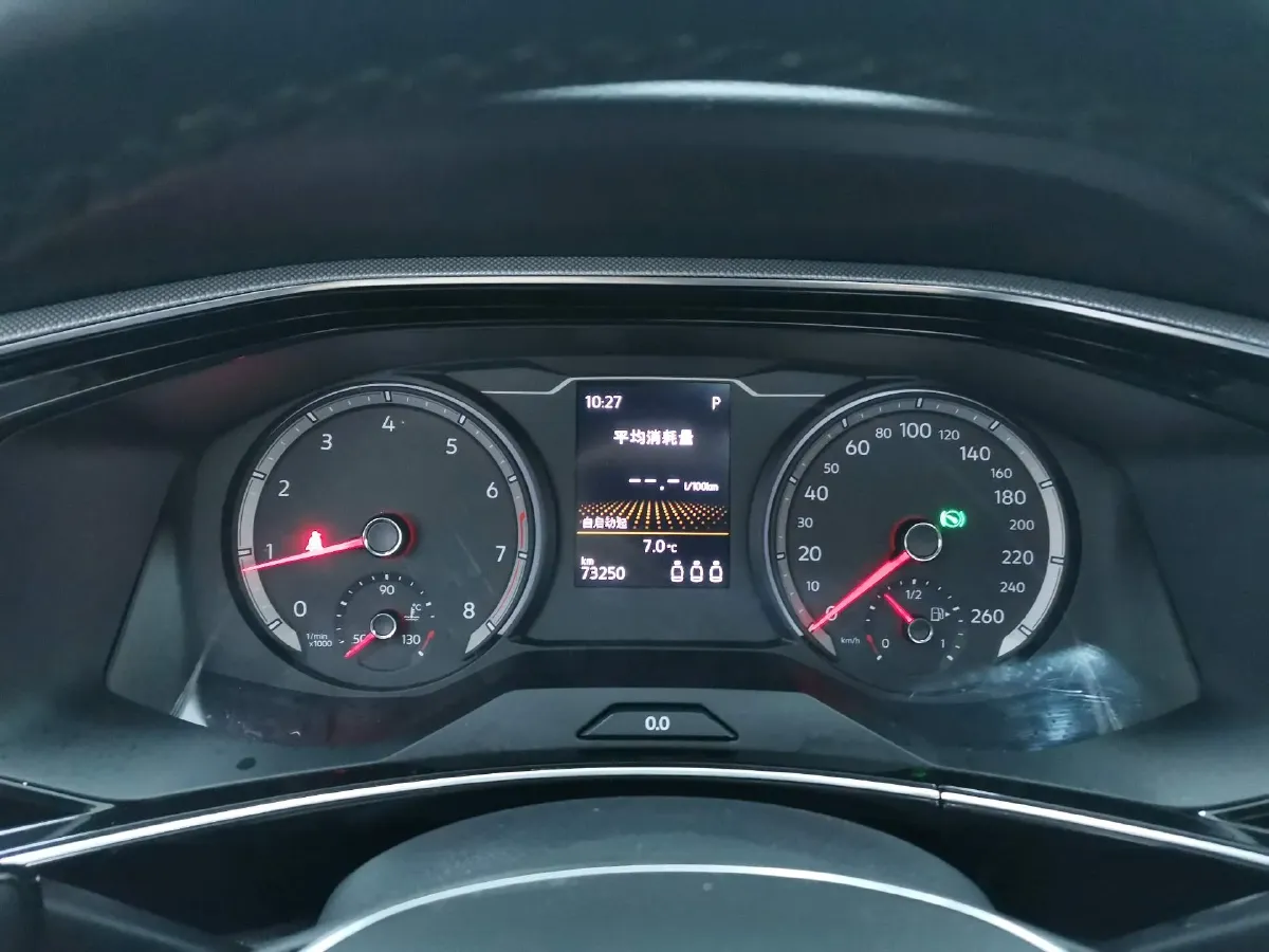 2019 Jeep Cherokee 2.0T 234HP L4 9AT,autocango,china used car exporter,china ev exporter,chinese used car exporter,chinese used ev exporter