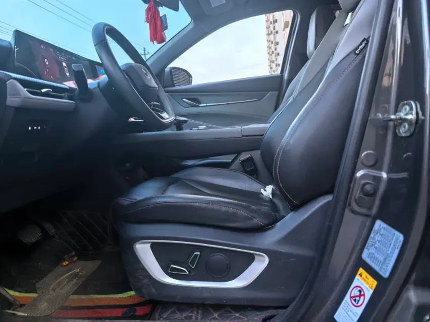 2022 ChangAn CS75 Plus 1.5T 188HP L4 8AT,autocango,china used car exporter,china ev exporter,chinese used car exporter,chinese used ev exporter