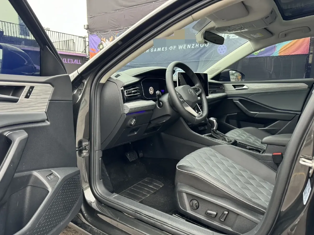 2023 Volkswagen Sagitar 1.4T 150HP L4 7DCT,autocango,china used car exporter,china ev exporter,chinese used car exporter,chinese used ev exporter