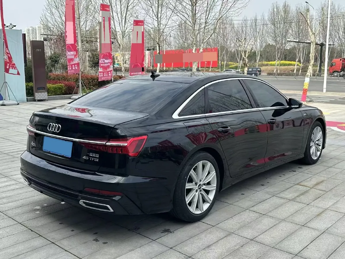 2022 Audi A6L 2.0T 224HP L4 7DCT,autocango,china used car exporter,china ev exporter,chinese used car exporter,chinese used ev exporter
