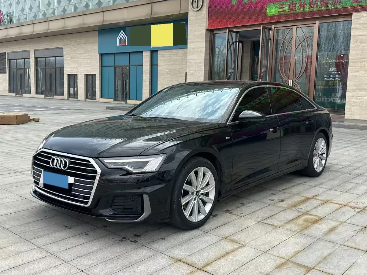 2022 Audi A6L 2.0T 224HP L4 7DCT,autocango,china used car exporter,china ev exporter,chinese used car exporter,chinese used ev exporter