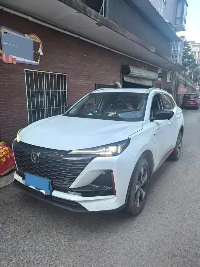 2022 ChangAn UNI-V 1.5T 188HP L4 7DCT,autocango,china used car exporter,china ev exporter,chinese used car exporter,chinese used ev exporter